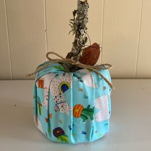 A Pumpkin Llama for your Mama